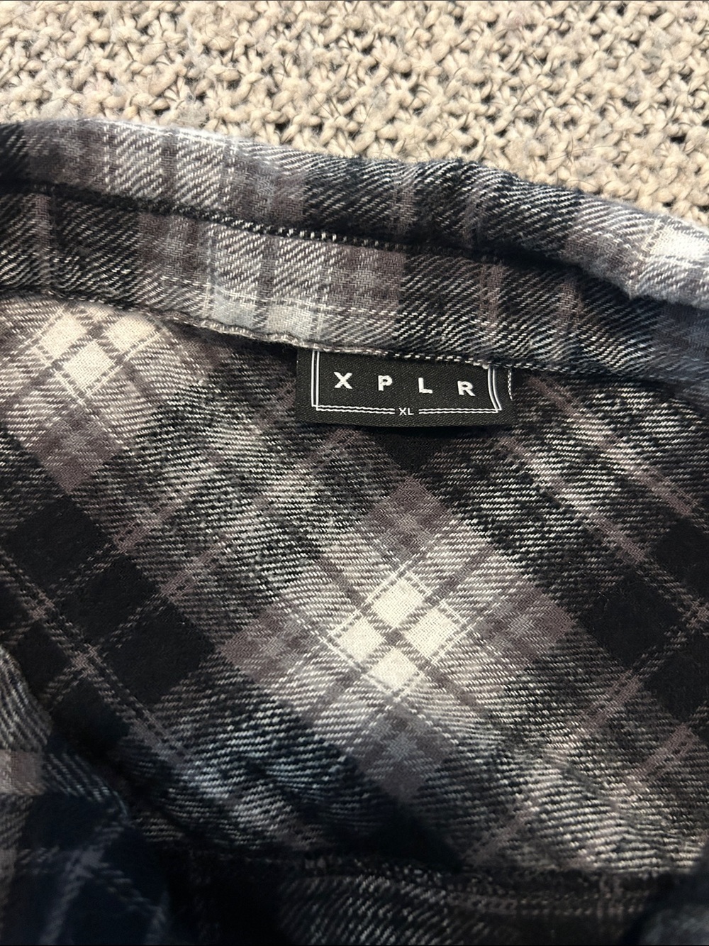 Xplr Club Plaid Flannel Shirt - Psychic Readings XL - Sam and Colby Halloween - Picture 4 of 4